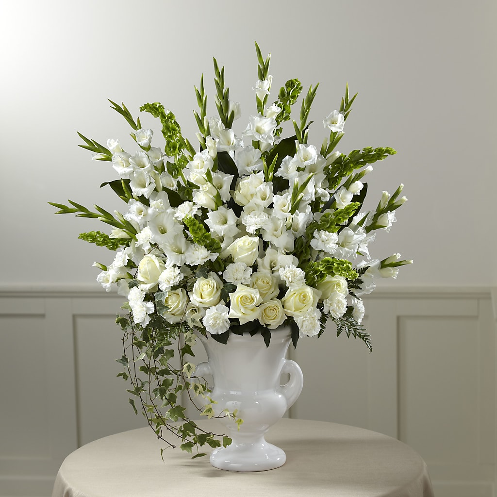 Fond Reflections Arrangement – More Than Flowers, Jackson MS