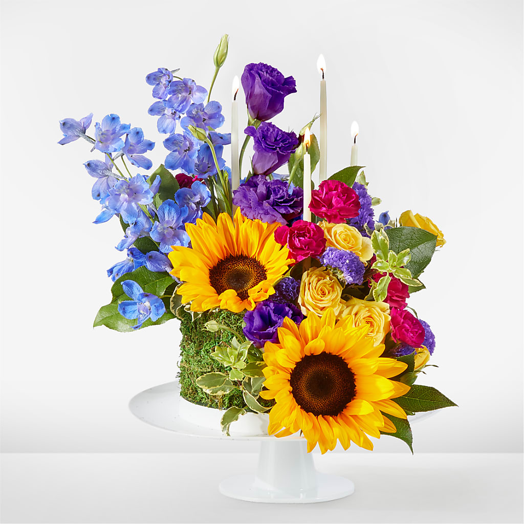 Star of the Day Floral Cake – More Than Flowers, Jackson MS