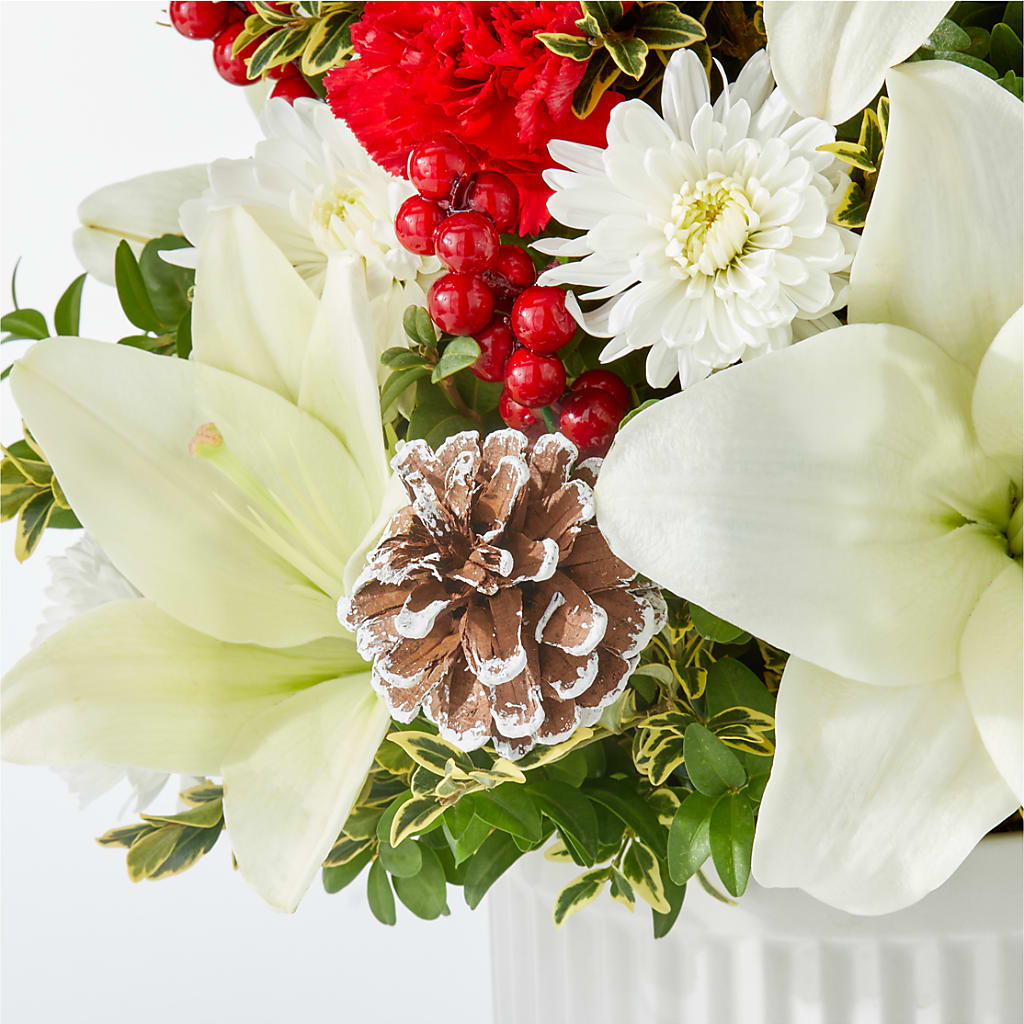 Festive Moments Tree –  More Than Flowers, Jackson MS