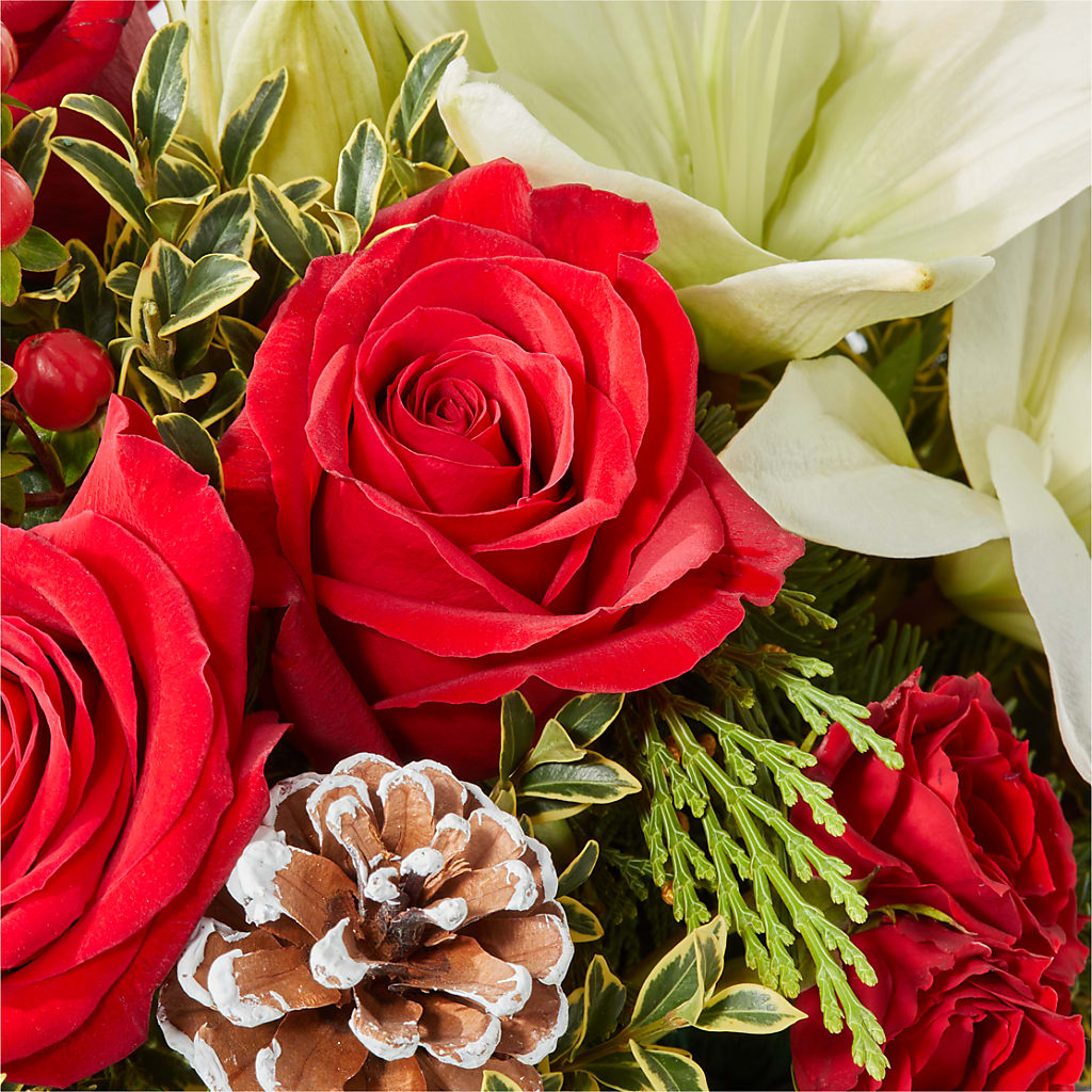 Snowy Wonderland Bouquet –  More Than Flowers, Jackson MS