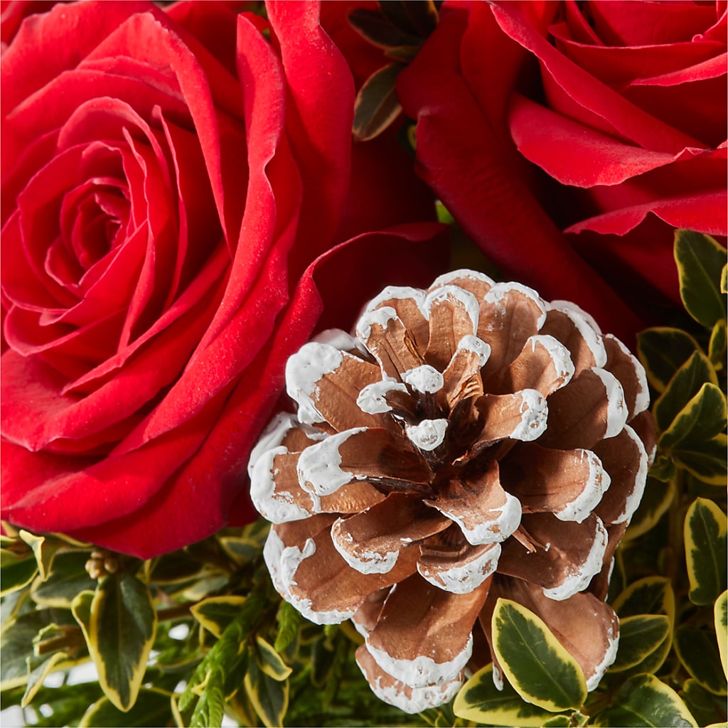 Snowy Wonderland Bouquet –  More Than Flowers, Jackson MS