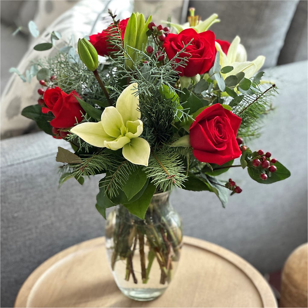 Glittering Lights Bouquet –  More Than Flowers, Jackson MS