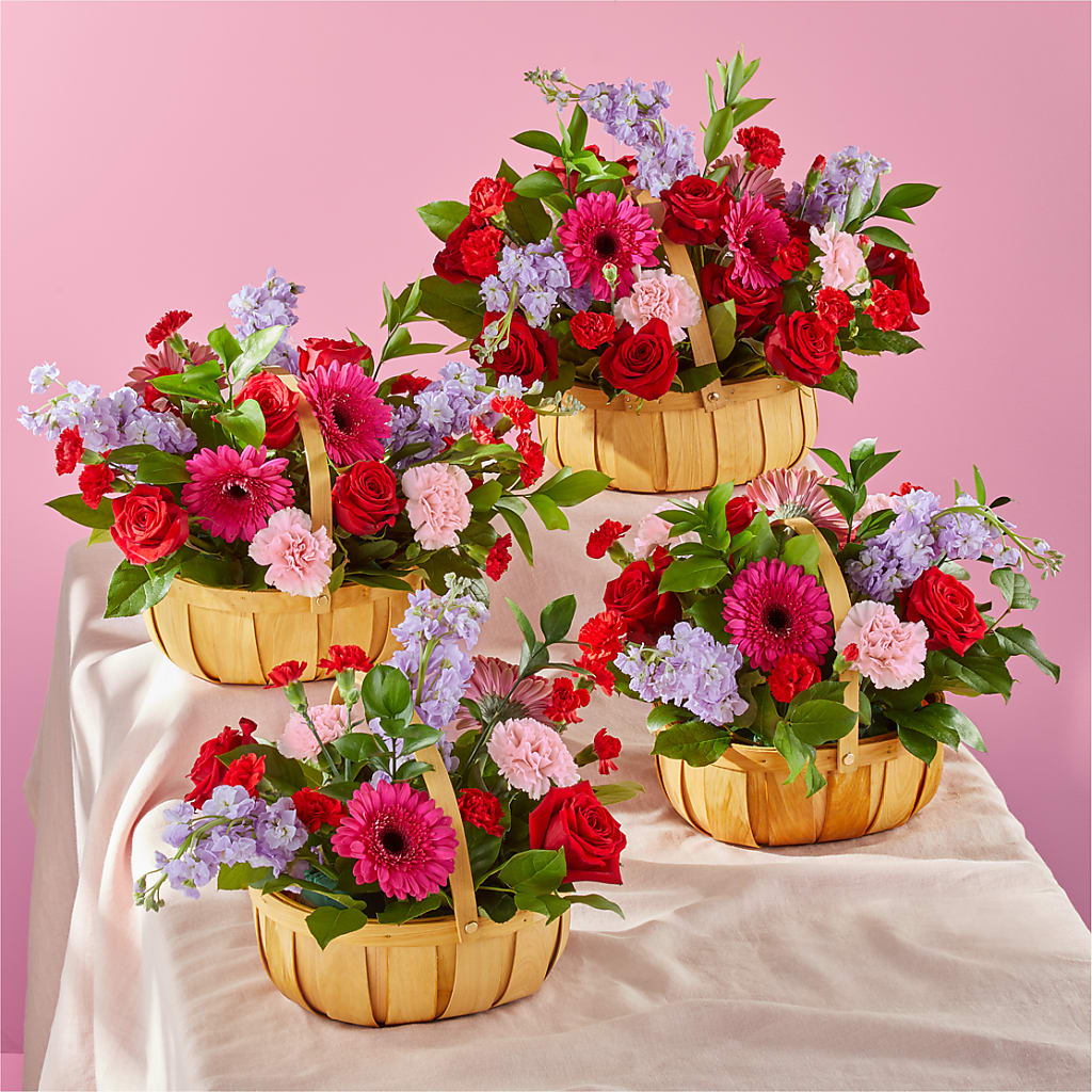 Pink Picnic Basket –  More Than Flowers, Jackson MS
