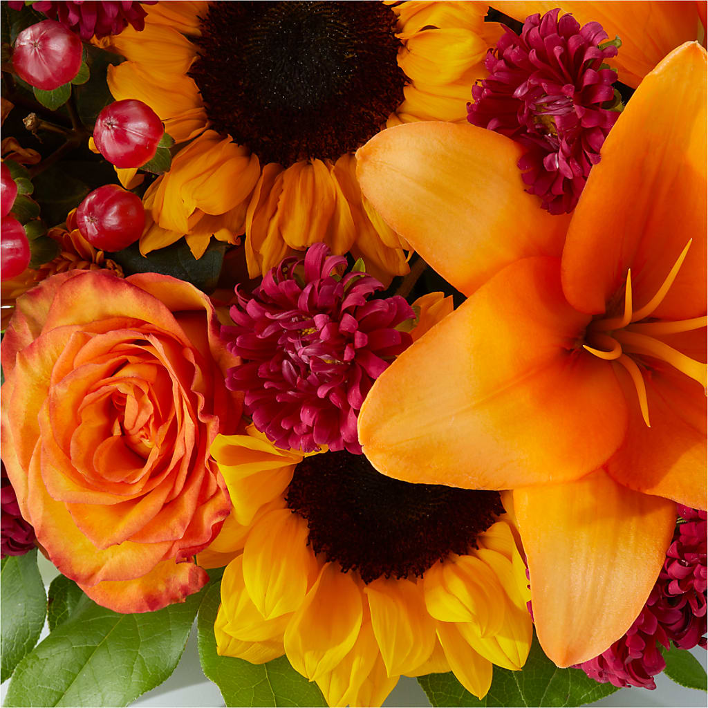 Grateful Centerpiece –  More Than Flowers, Jackson MS