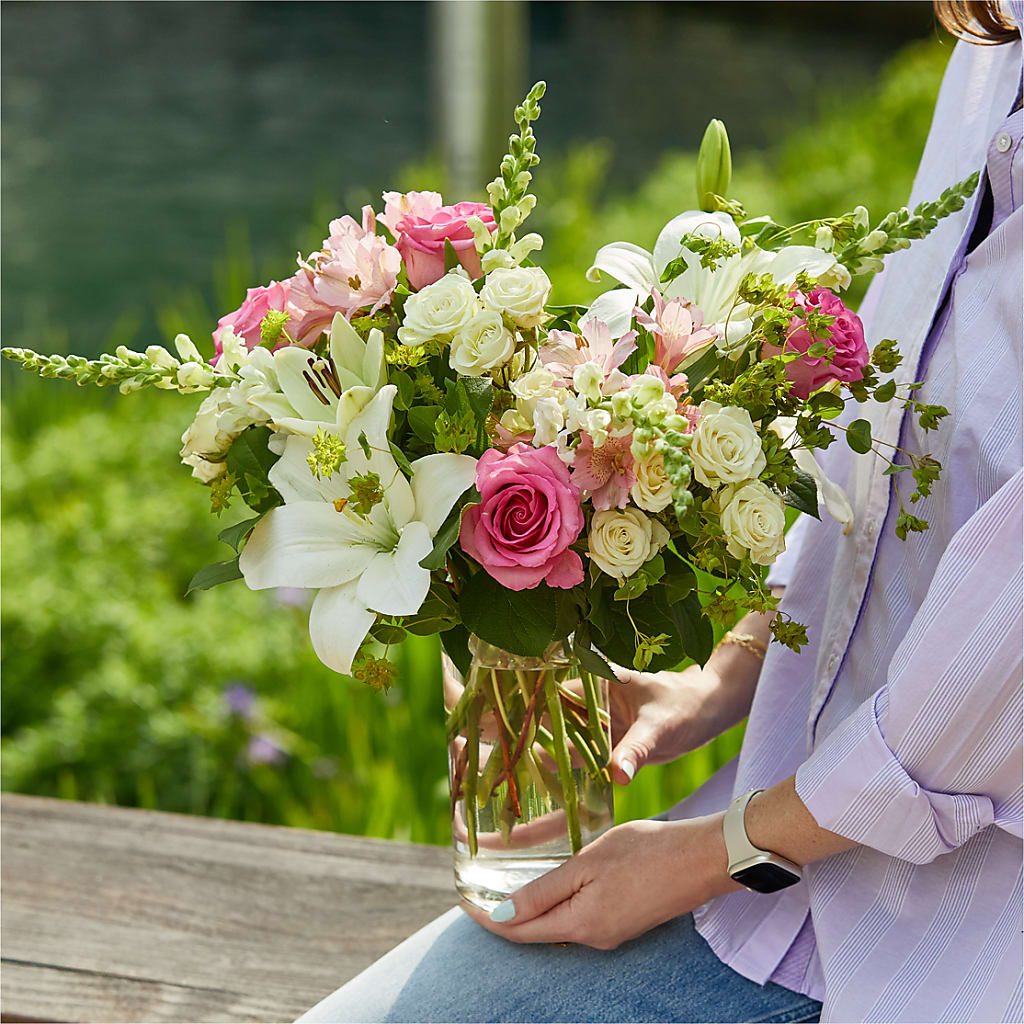 Fondly Bouquet –  More Than Flowers, Jackson MS